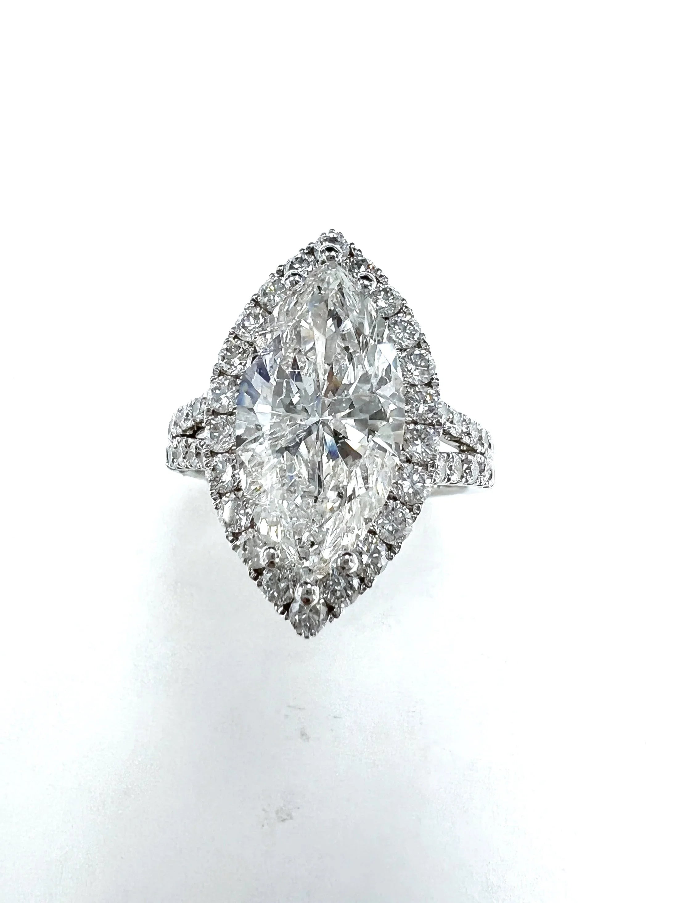 18k White Gold Marquise Natural Diamond Engagement Ring