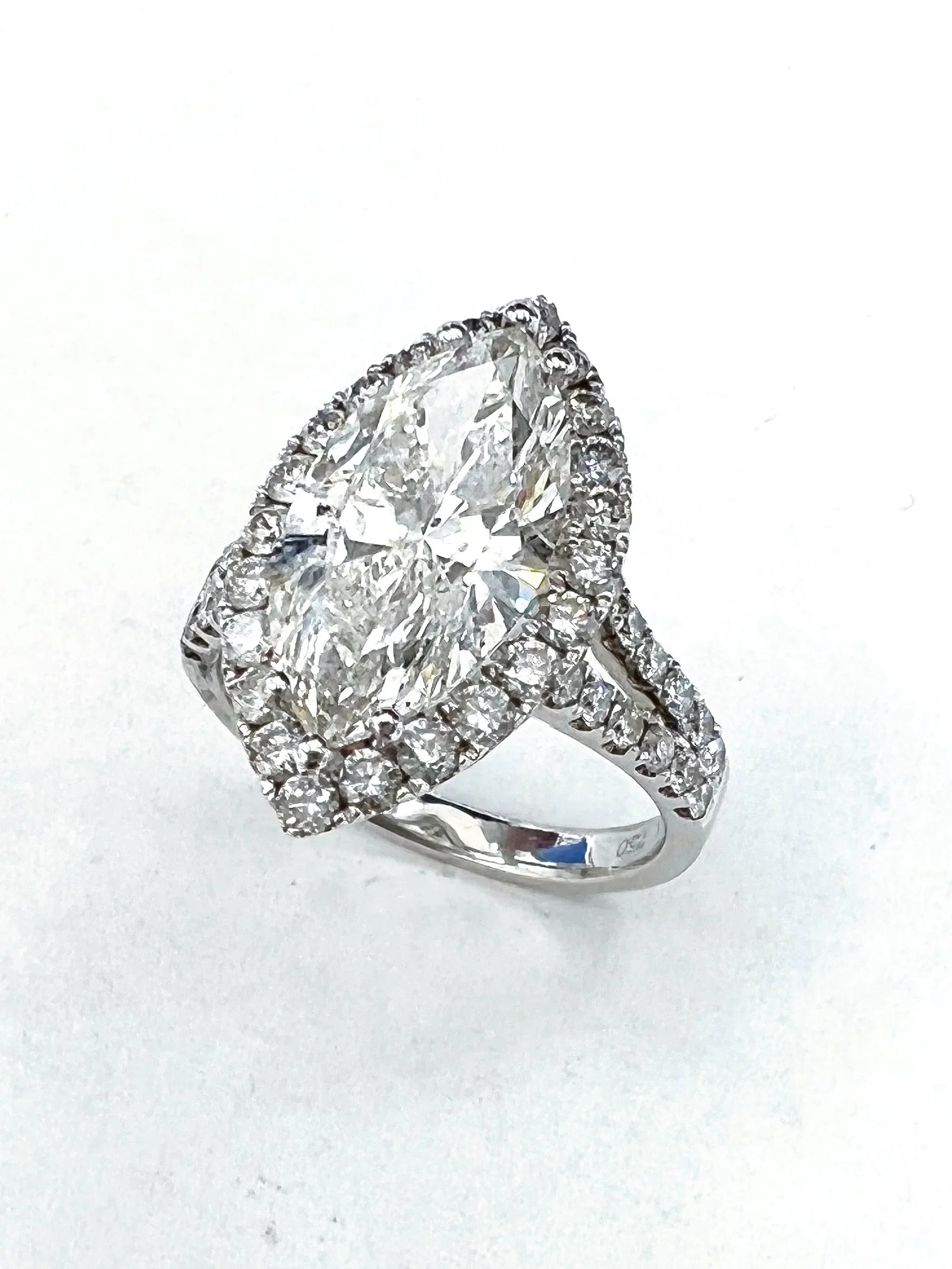 18k White Gold Marquise Natural Diamond Engagement Ring