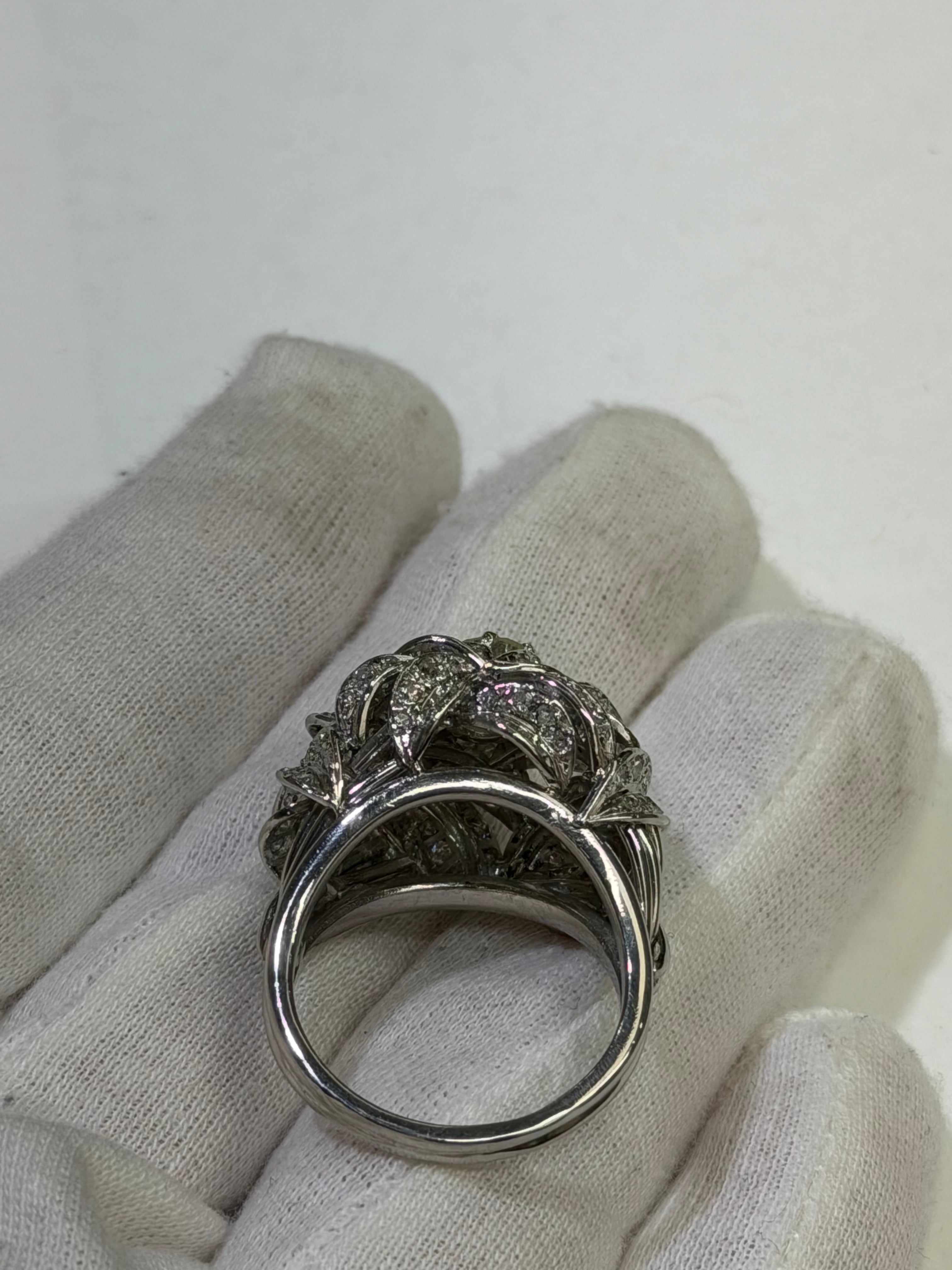 Vintage 1940s Retro Platinum Ring with Old European Cut Diamonds