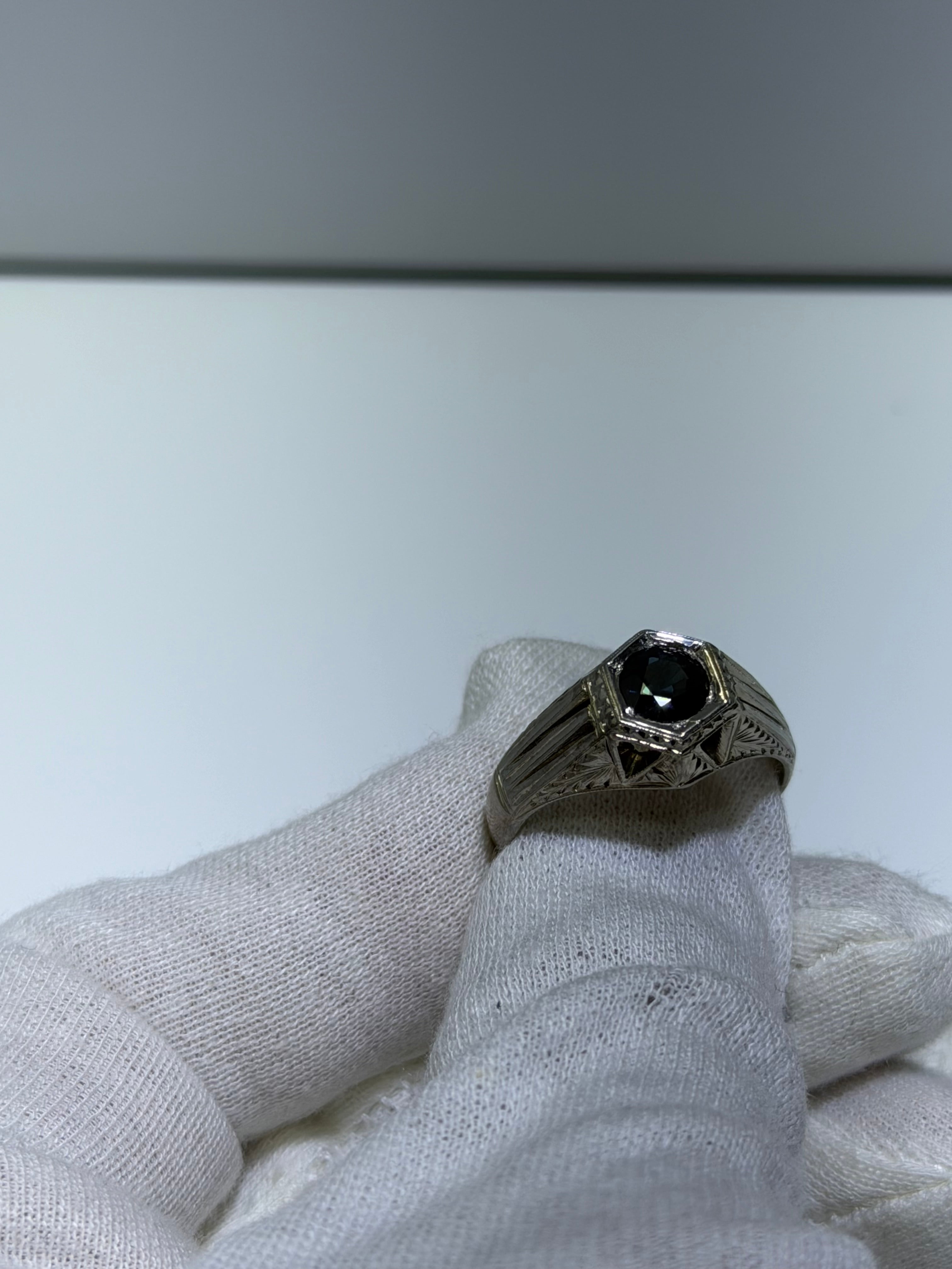 Antique 14K White Gold Edwardian-Art Deco Transitional Ring with 0.91ct Untreated Natural Sapphire, circa 1915–1923